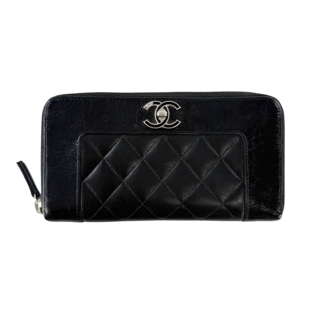 CHANEL Authentic Mademoiselle Black Quilted Wallet